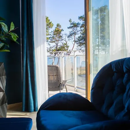 Elegance Blue W Let's Sea Basen&spa Appartement *